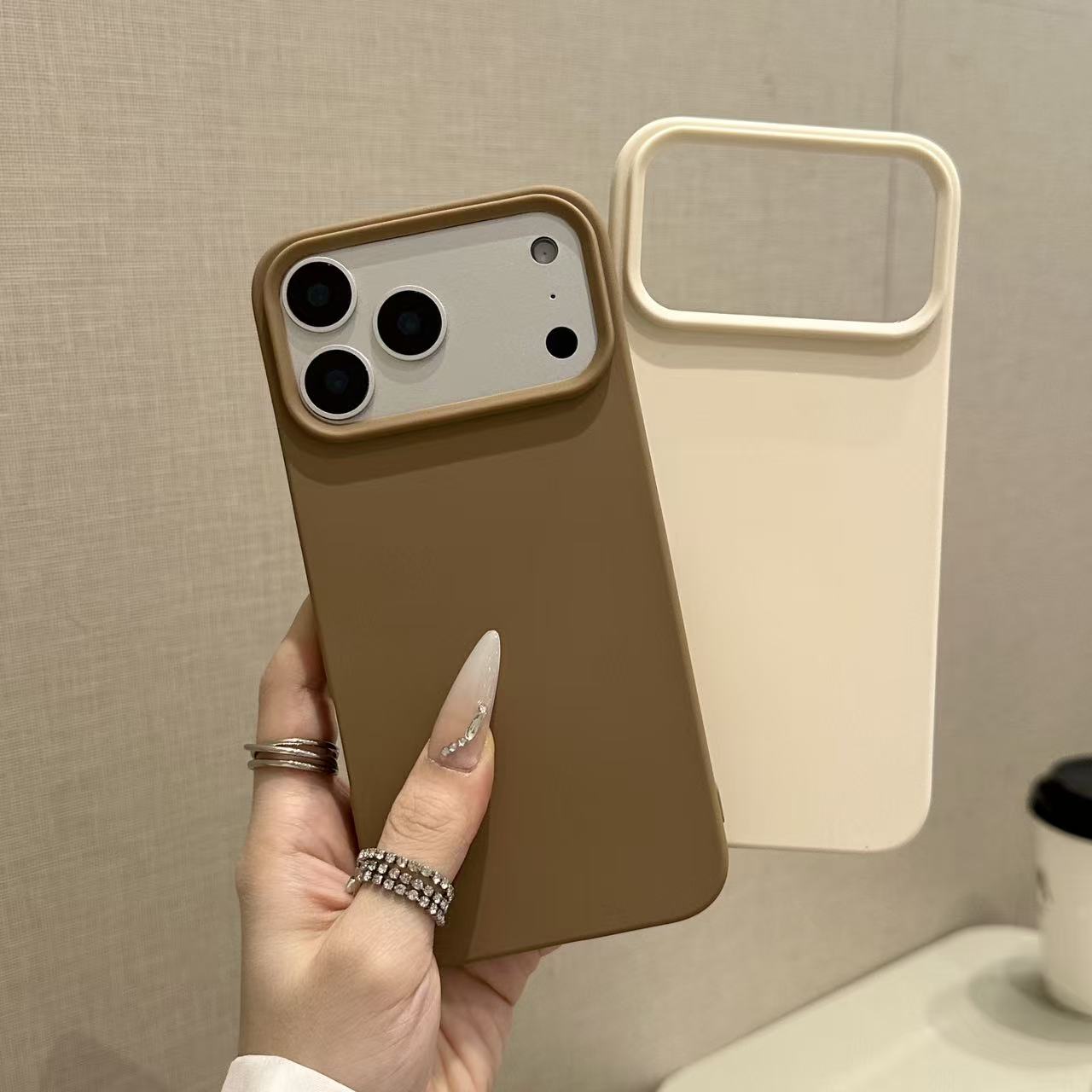 Matte Silicone Case For iPhone - đánh giá và giá Tech Accessories Apple