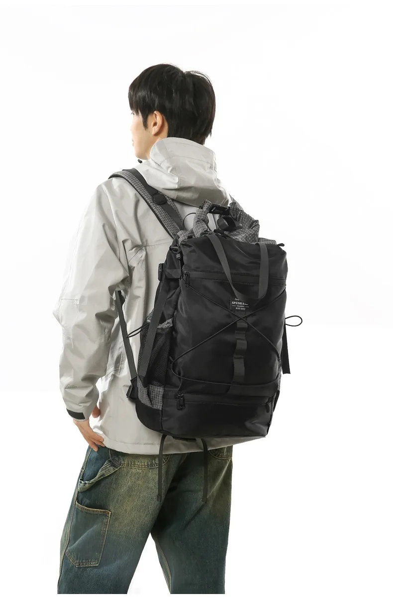 Techwear Style Dual-Use Backpa - đánh giá và giá Tech Accessories Bag