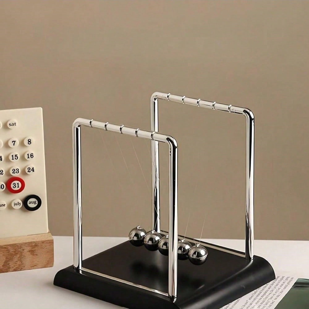 Black Metal Newton's Cradle Ba - đánh giá và giá Tech Accessories To Gift