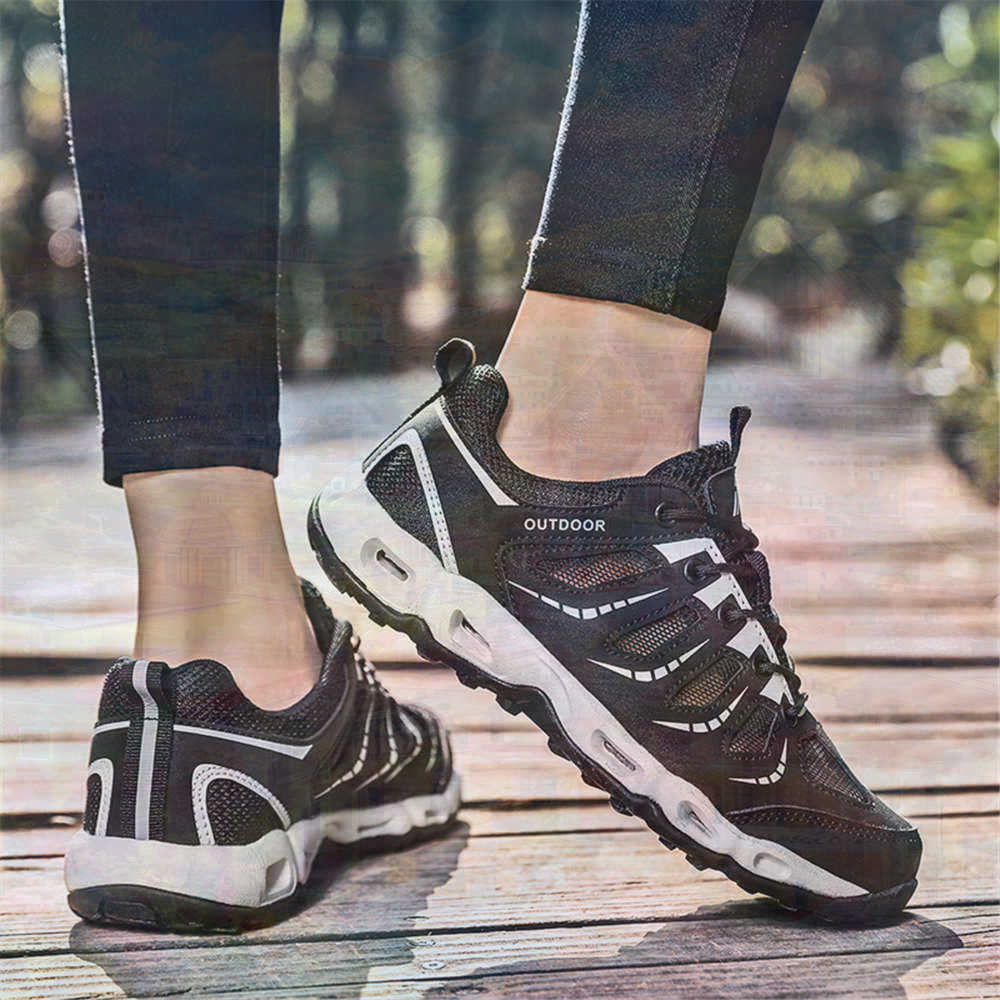 Sumer Round Tip Silver Sneaker - đánh giá và giá Tech Accessories Gift Ideas